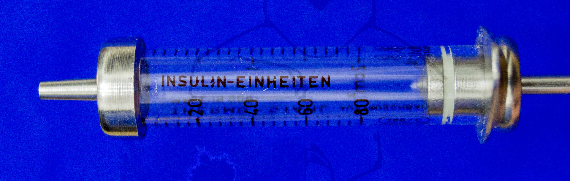 Insulinspritze (VEB MLW, Injecta Steinach), 1970'er Jahre, Seitenansicht, Stempel oben